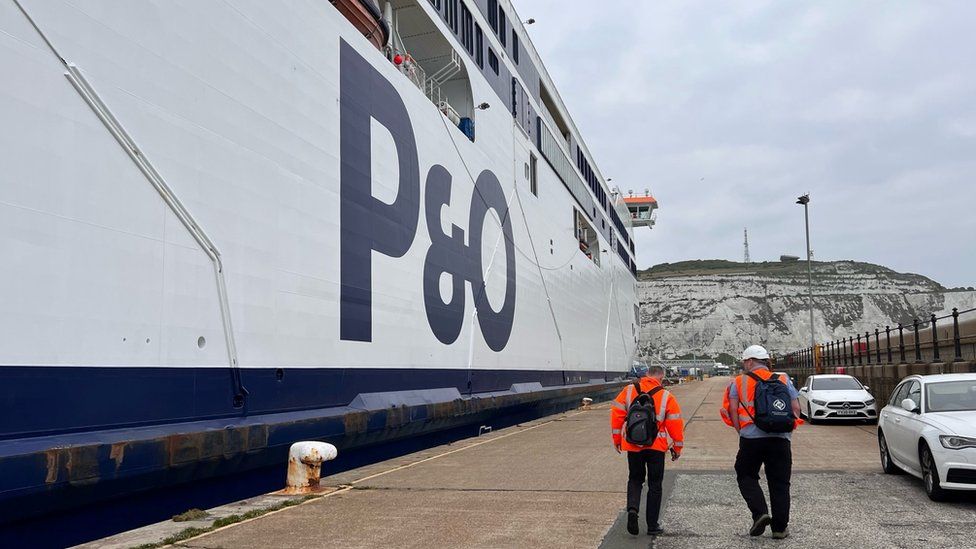 P&O Ferries hits back at staff pay cut claim
