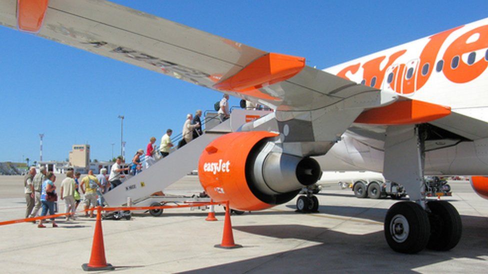 EasyJet to take out seats so it can fly with fewer crew