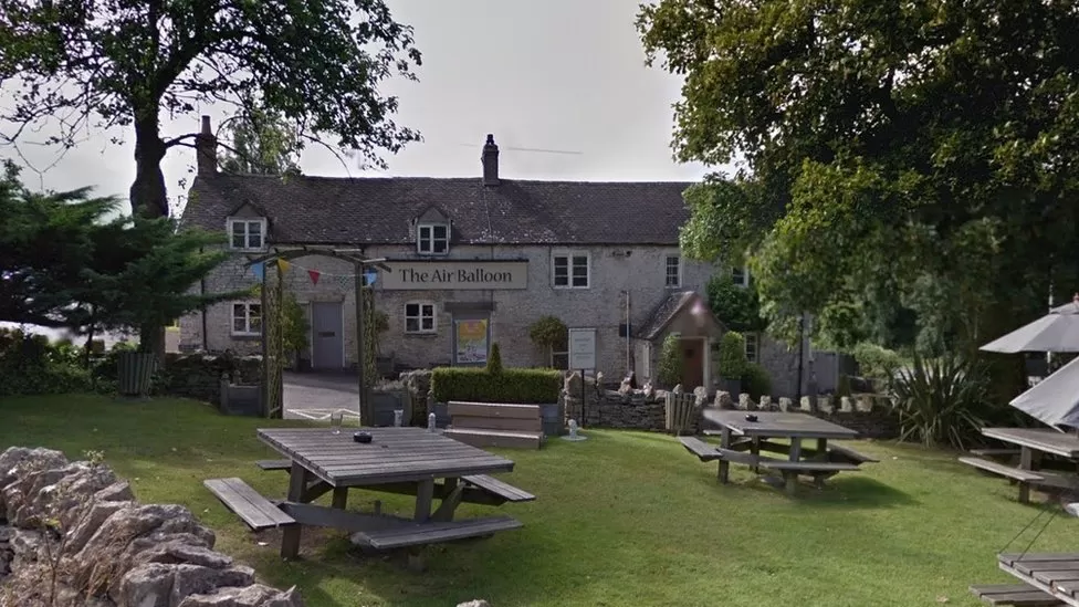 Air Balloon: Landmark pub to close forever on New Year’s Eve