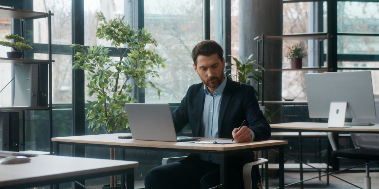 SEOs Are Becoming The Tools Of Their Tools – The AI Slop Backlash via @sejournal, @gregjarboe
