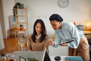 Can a sole trader employ staff? 