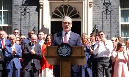 Sir Keir Starmer standing down as MP
