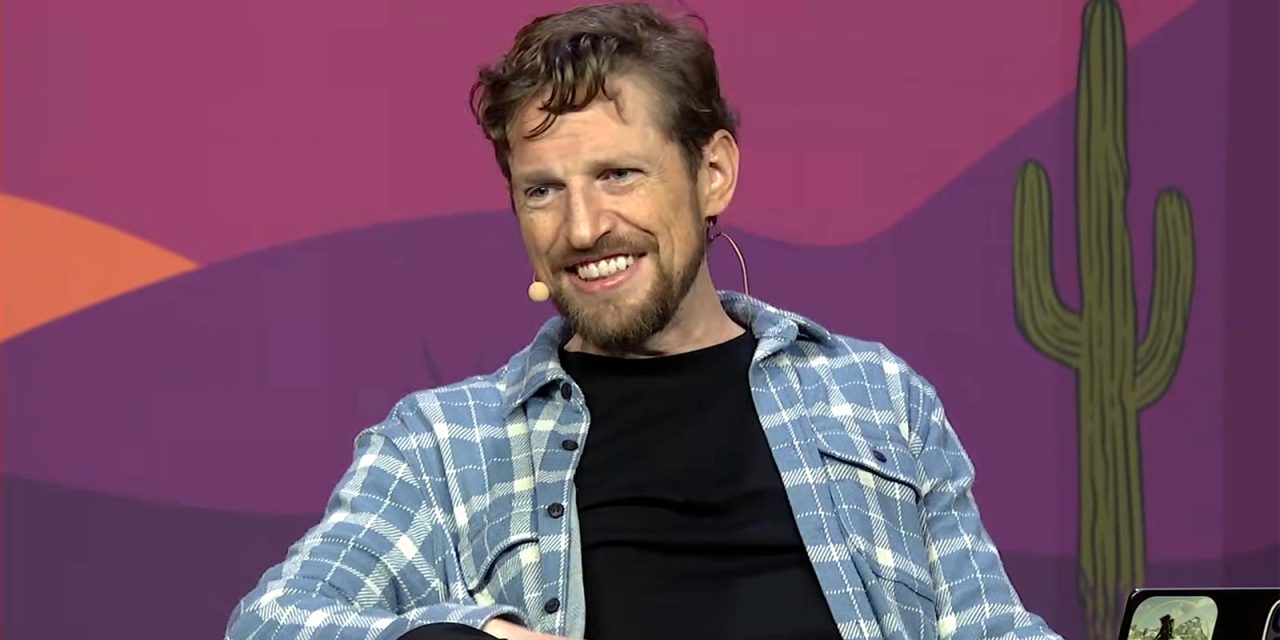 Matt Mullenweg Apparently Back In Charge At Automattic via @sejournal, @martinibuster