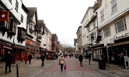 Healey plans £1bn e-commerce crackdown to fund retail tax breaks