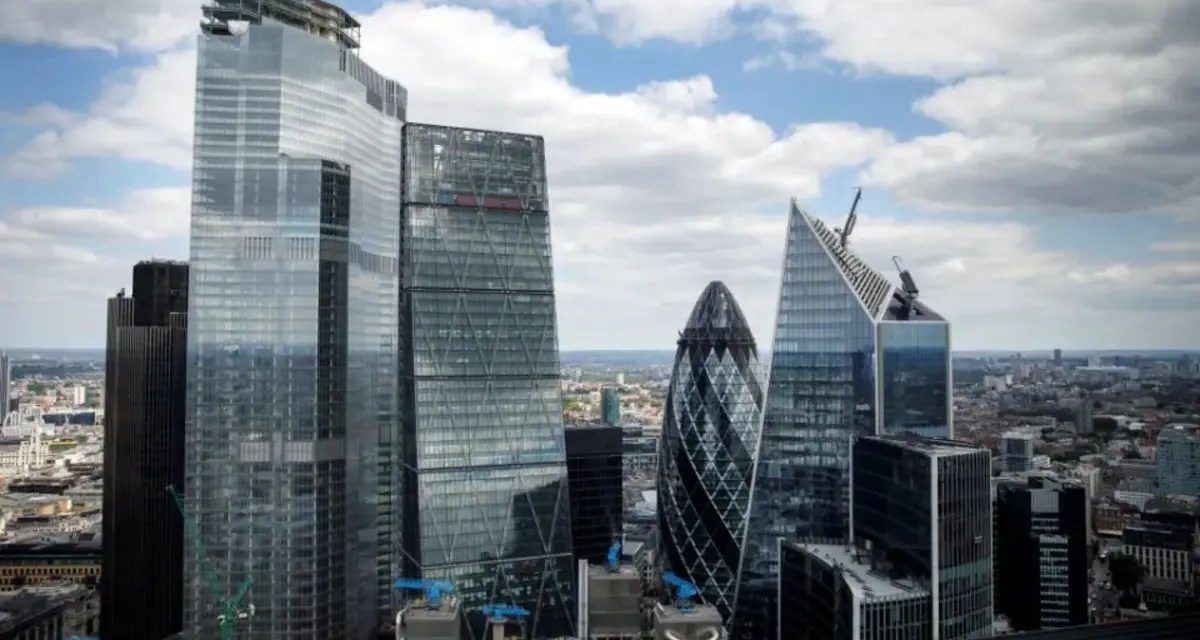 Former City traders’ fraud convictions overturned