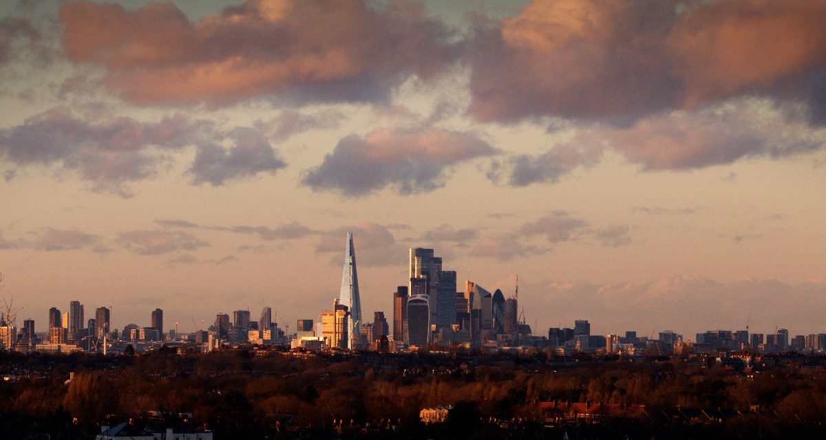 Midday Markets: The UK economy is a juxtapo-Britain