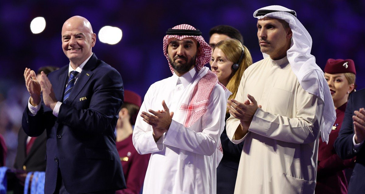 Arab nations rally behind Infantino, leaving Uefa isolated in bid to oust Fifa president
