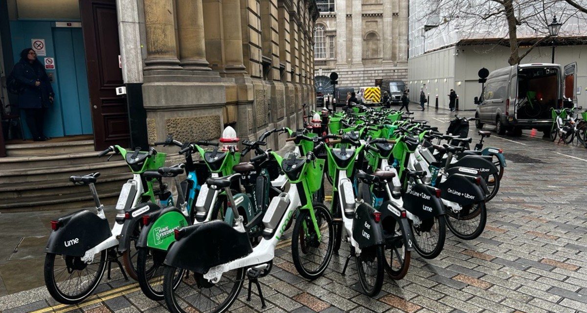 Lime pumps £1m into parking to tackle London e-bike clutter