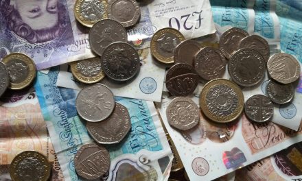 Money market funds surge in popularity as investors grapple market volatility