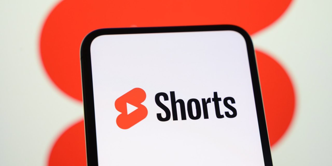 YouTube To Test Ask YouTube Inside The Shorts Player via @sejournal, @MattGSouthern
